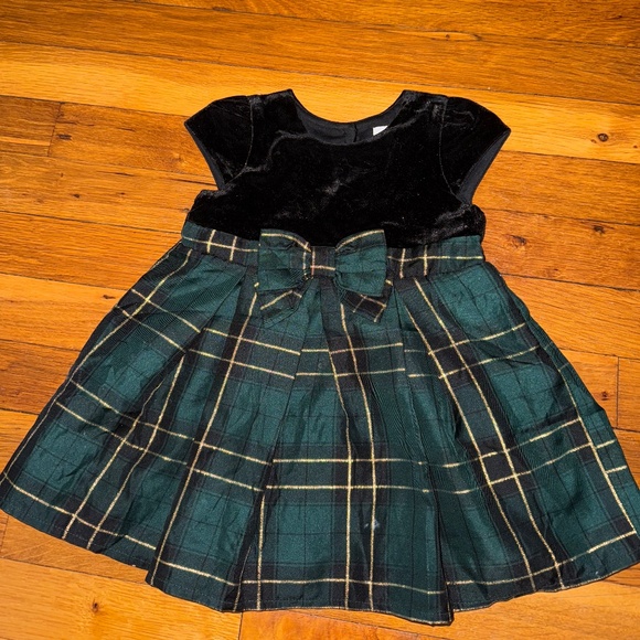 Children's Place Baby Girl Hoilday Dress Size 12-18M - Picture 1 of 1